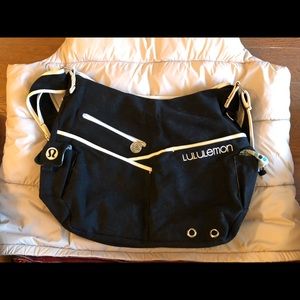 Lululemon black crossbody bag